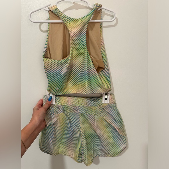 Girls MultiColor Workout Set - Picture 2 of 2